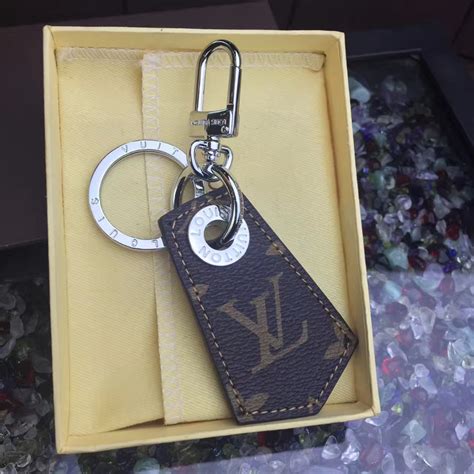 louis vuitton eheringe|Louis Vuitton key holders.